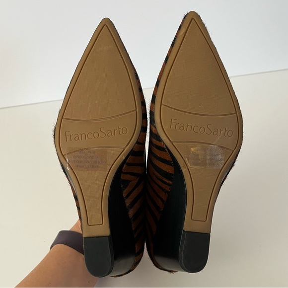 Franco Sarto Calf Hair Tiger Stripe Wedge Pumps NWOT Size 5.5 - Picture 7 of 11